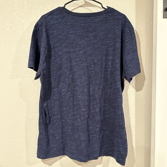 Banana Republic Soft Wash Blue V-Neck T-Shirt Size XL - Picture 2 of 4